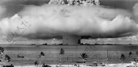 海上氢弹爆炸图片