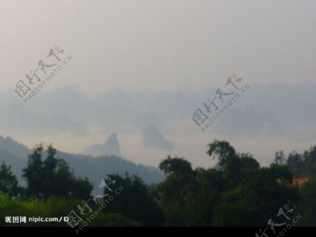 早晨从山上看到的龙茗镇图片