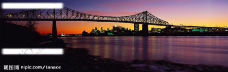 黄昏下的高架桥图片