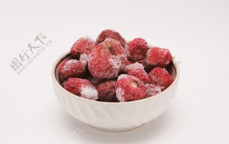 冰冻草莓图片
