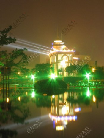 赣州黄金广场夜景图片