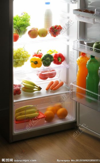 冰箱里的蔬菜水果图片