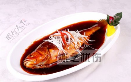 红烧大黄鱼图片