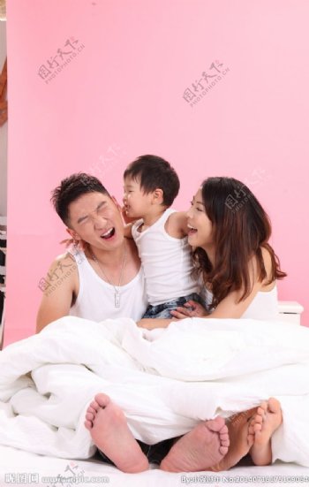 幸福家庭图片