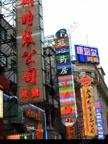 上海街景广告46图片