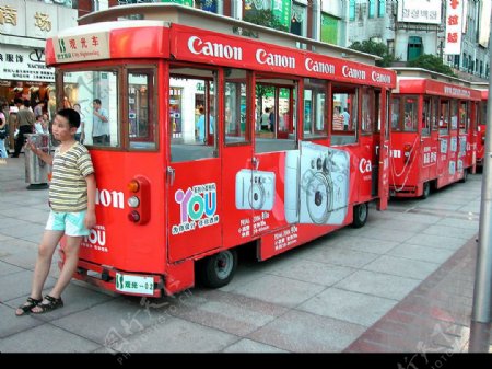 上海街景广告26图片