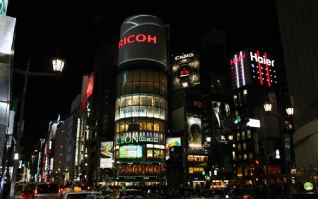东京银座夜街景图片