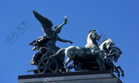 奥地利国会大厦雕像图片