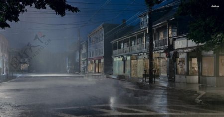 街道夜晚雾气图片