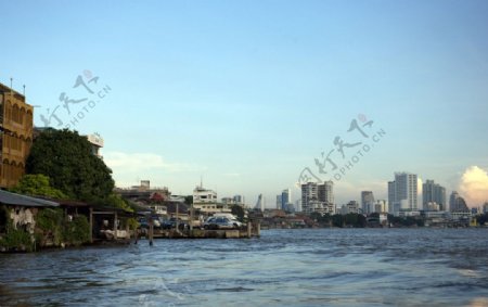 曼谷河岸的风景图片