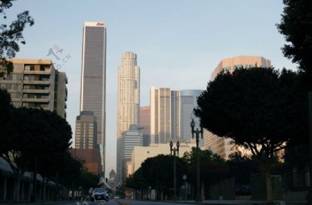 黄昏的洛杉矶市区图片