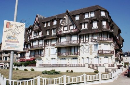 特鲁维尔海滨法国传统建筑二图片