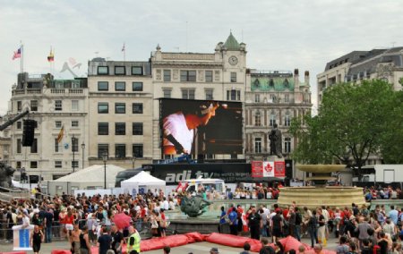 伦敦加拿大活动日场面图片