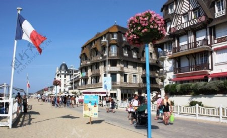 特鲁维尔海滨法国传统建筑图片