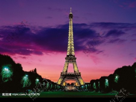 法國鐵塔遠景图片