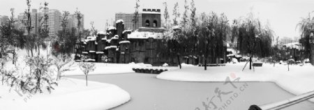 黑白雪景之远望烽火台图片