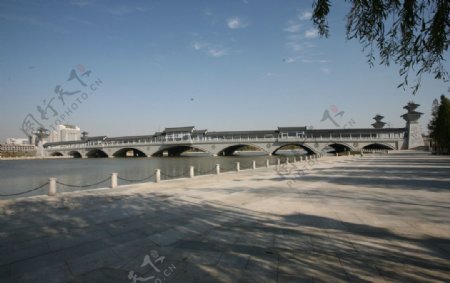 曲阜大成桥全景观图片