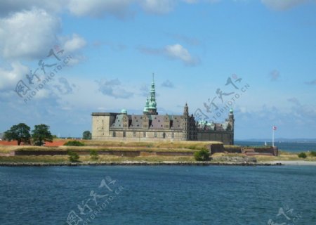 丹麦海边城堡图片