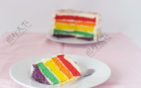 彩虹蛋糕七彩蛋糕图片