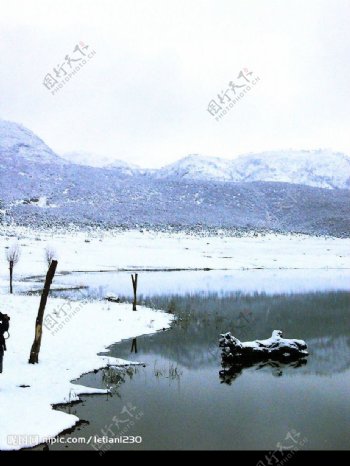 玉湖雪图片