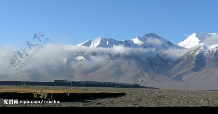 青藏鐵路昆崙山图片