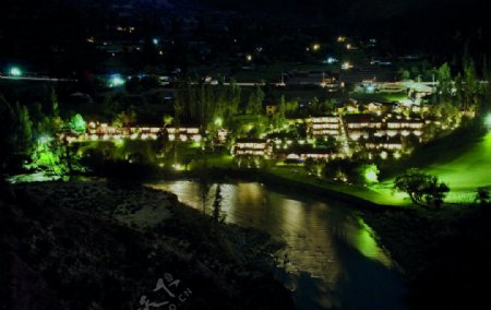 村落夜景图图片