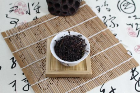 凤凰单枞茶赤叶图片