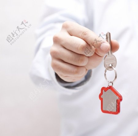 交付房屋钥匙图片