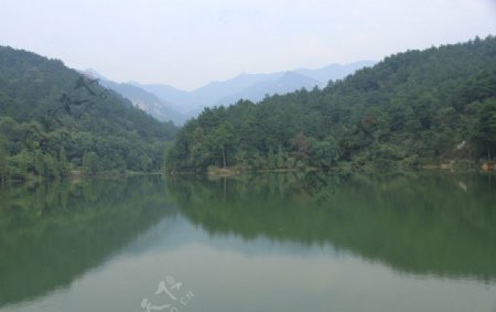 华严湖图片
