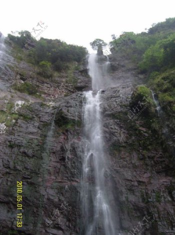 云台山瀑布图片