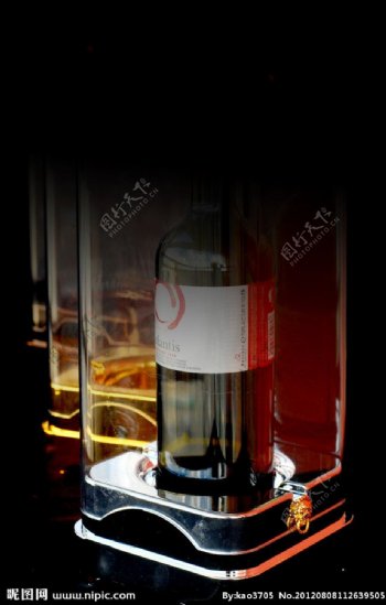 红酒酒盒图片