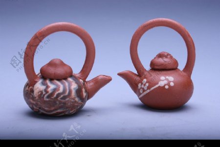 陶瓷小茶壶图片