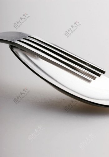 叉子勺子图片