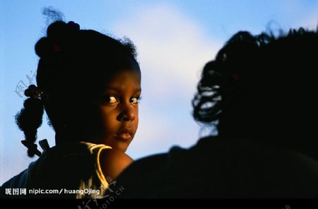 非洲小女孩图片