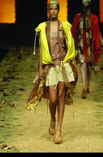 里约热内卢2004女装秋冬新品发布会0175