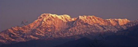 喜马拉雅的晨光