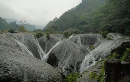陡坡塘瀑布