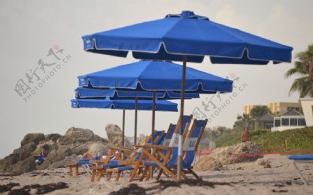 沙滩椅海滩伞