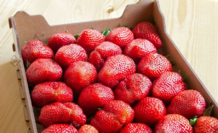 箱装草莓