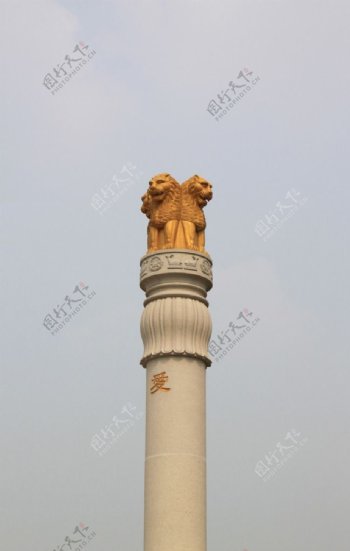 狮子柱子雕塑