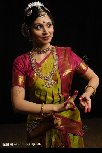 印度传统舞者