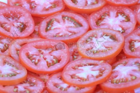 番茄切成圆片