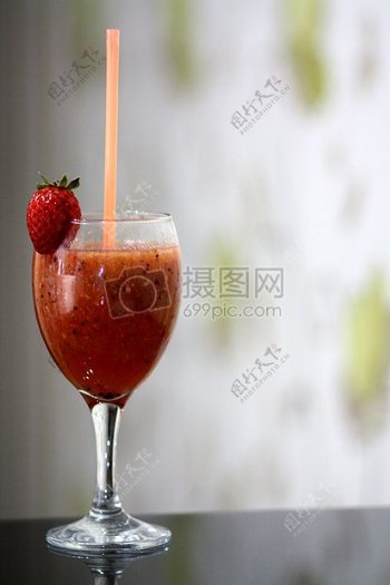 美味的草莓汁