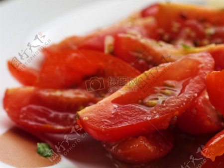凉拌的西红柿