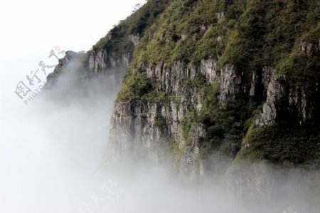 景观自然山雾有雾悬崖高查看摇滚环境戏剧性