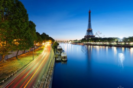 美丽巴黎埃菲尔铁塔图片
