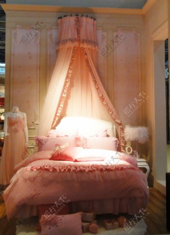 粉色公主房间图片