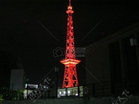 广播发射塔的夜景