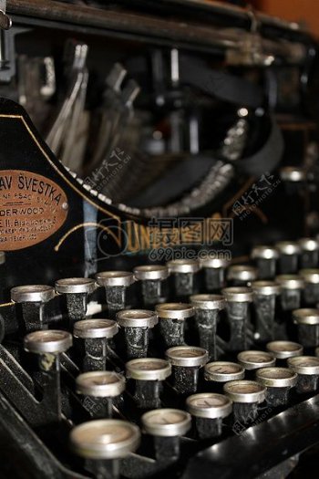 古老的旧打字机