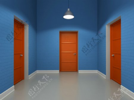 蓝色房间里的红色大门